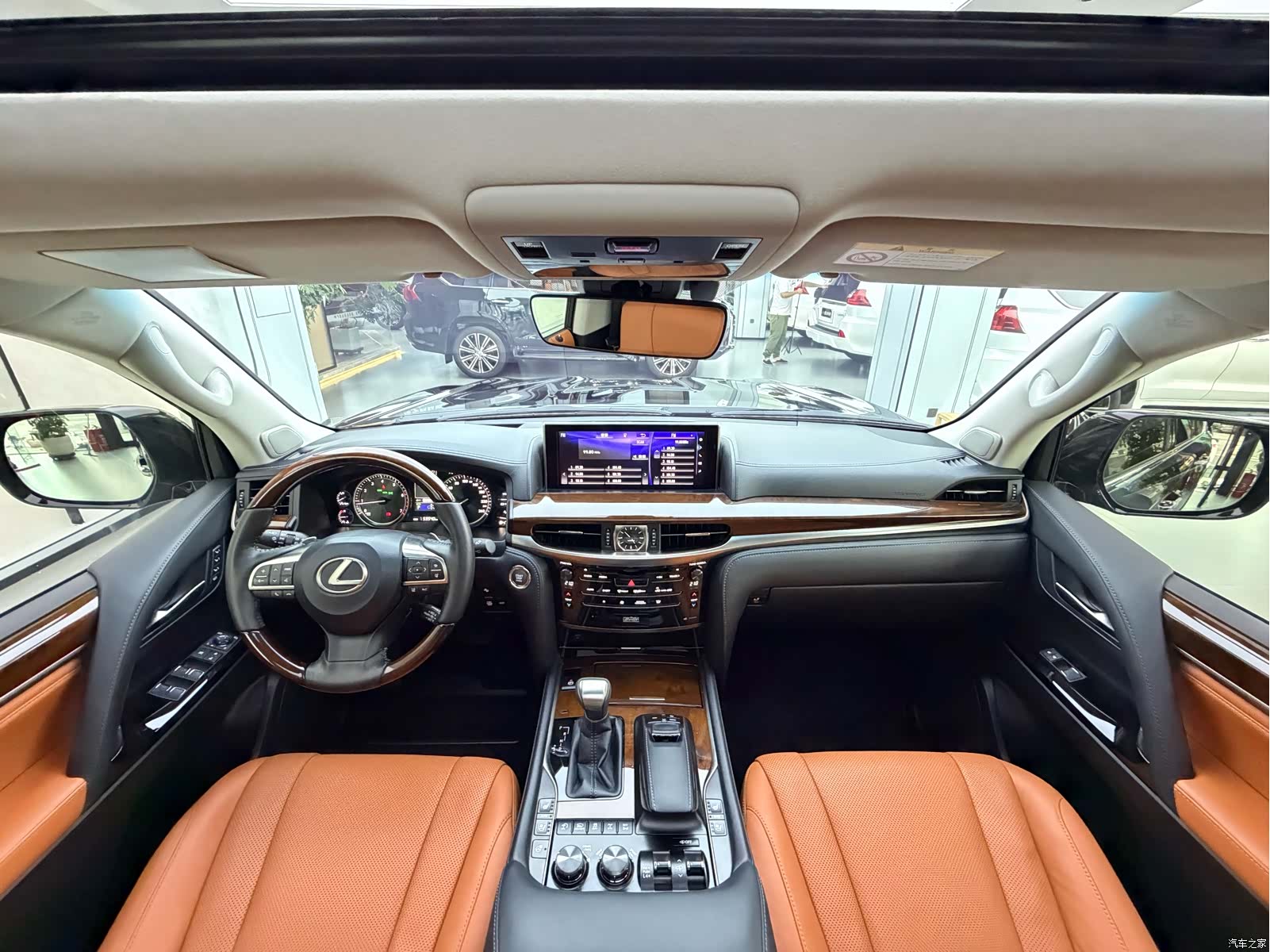 Lexus LX, 2017 6