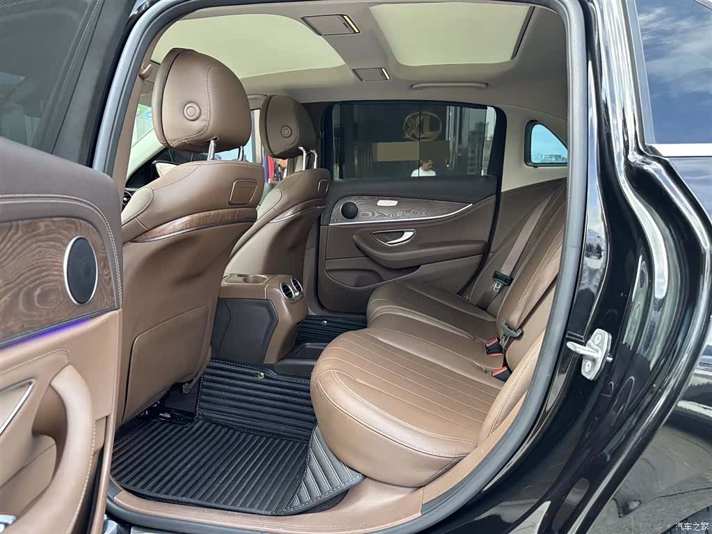 Mercedes-Benz E-Class, 2017 8