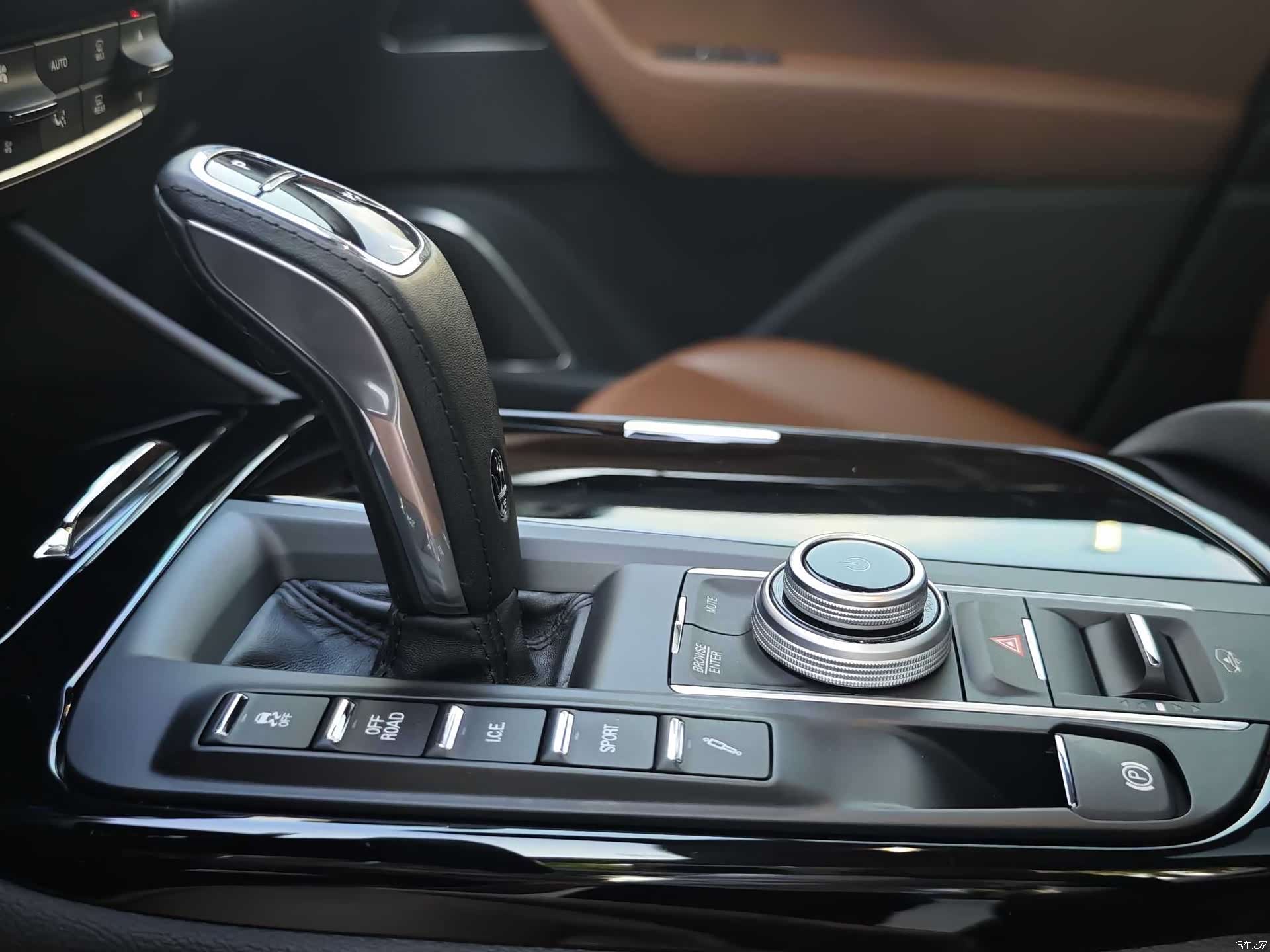 Maserati Levante, 2021 23