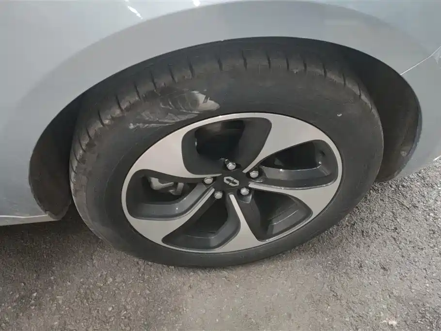 AITO Ask the world M5