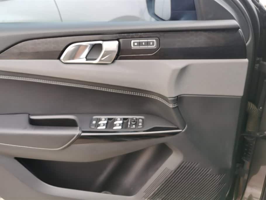 Lynk & Co 03 Lynk & Co 03
