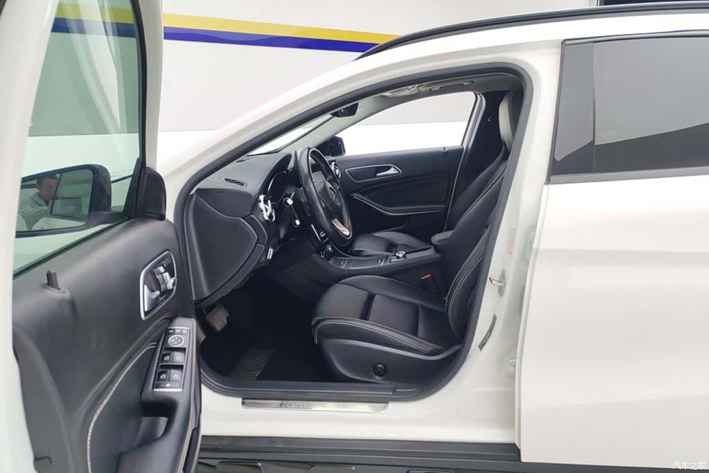 Mercedes-Benz GLA, 2018 9