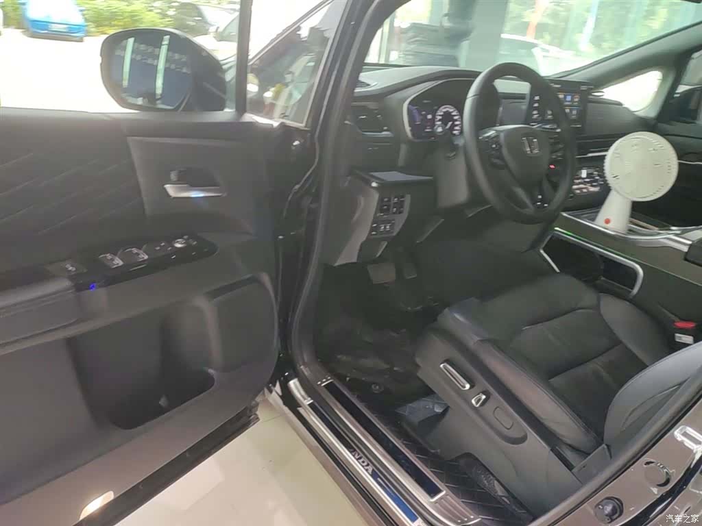 Honda Elysion, 2024 16