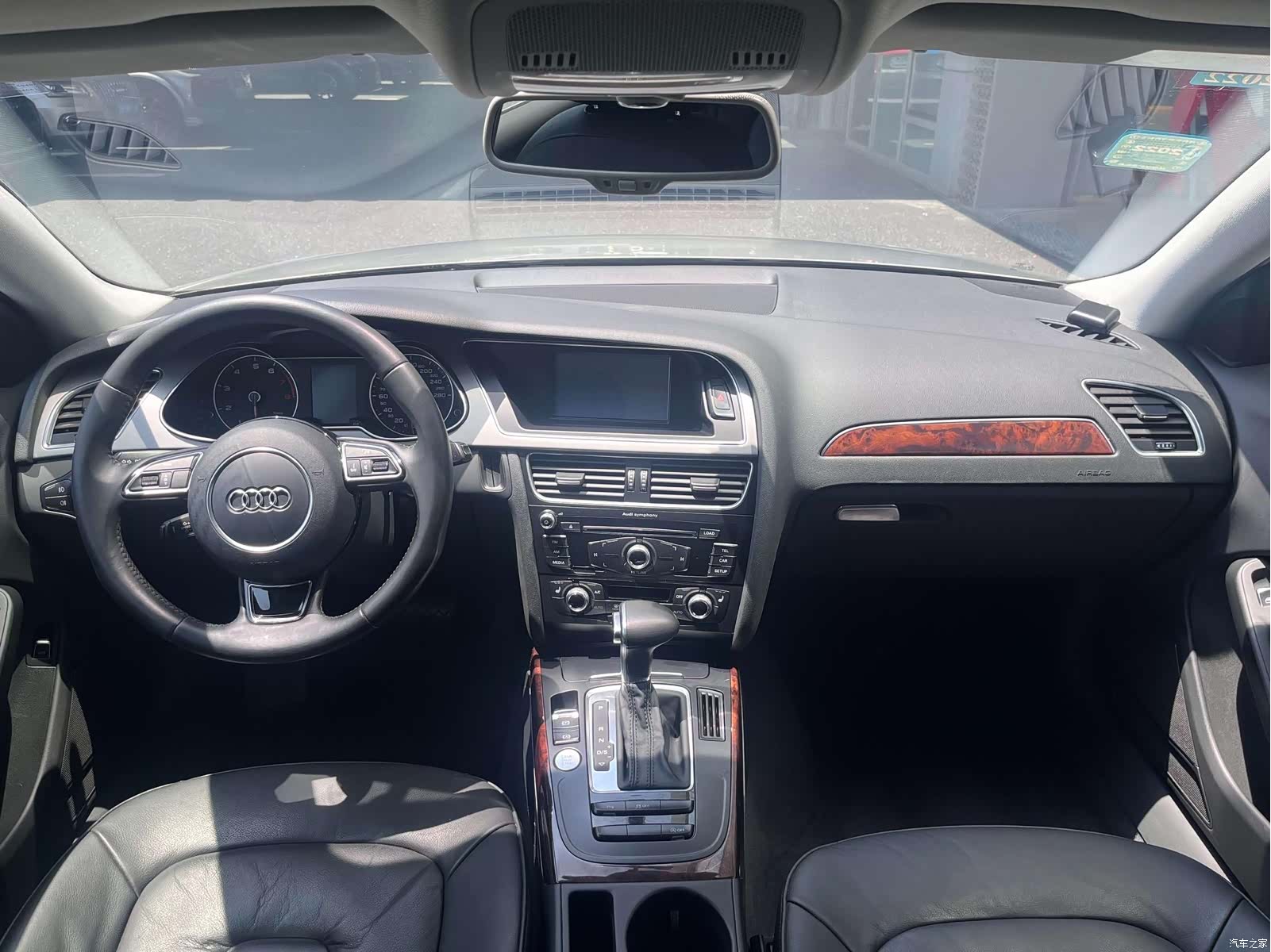 Audi A4L, 2016 6