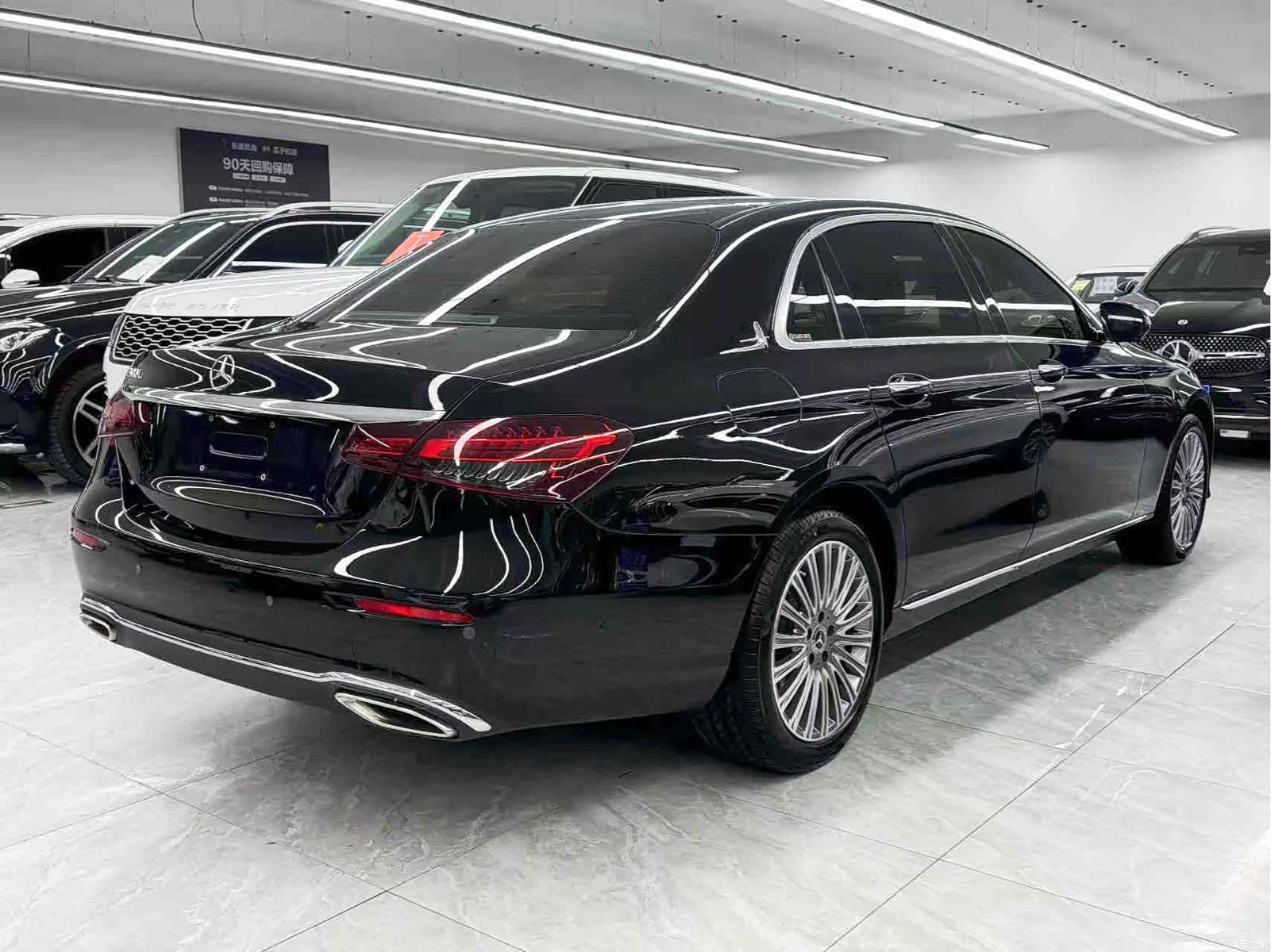 Mercedes-Benz E-Class, 2023 6