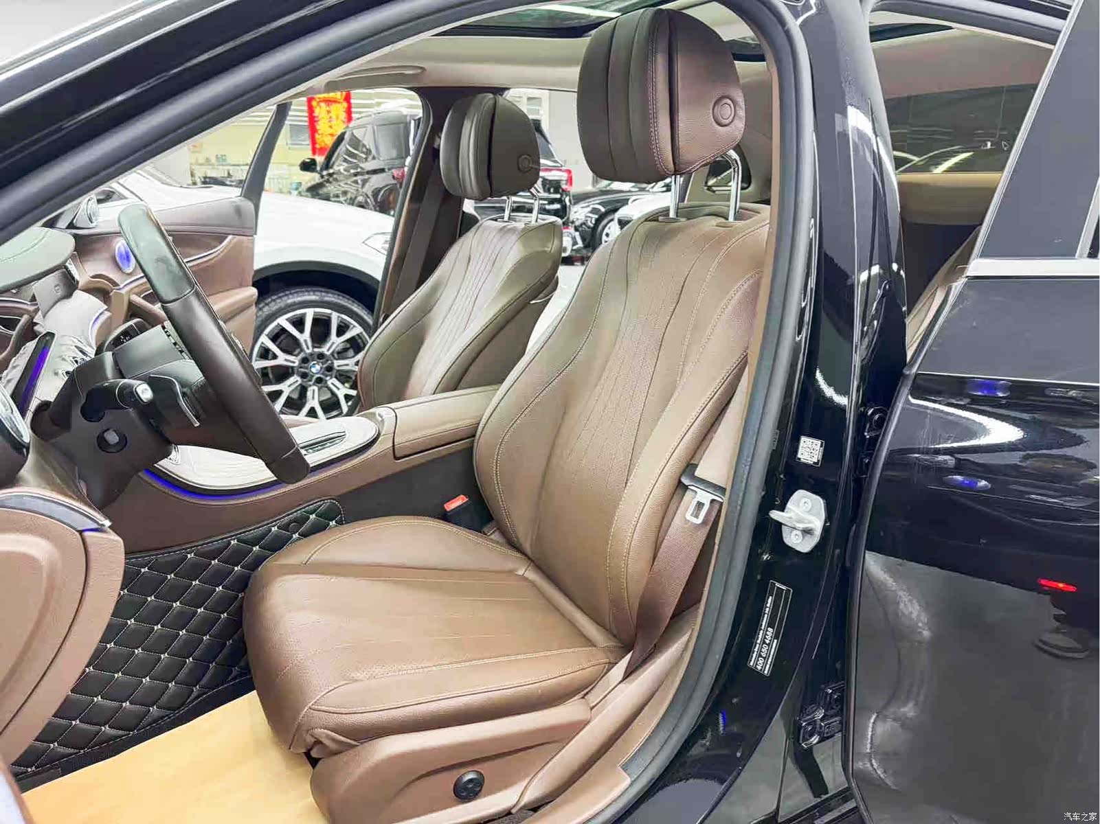 Mercedes-Benz E-Class, 2023 15