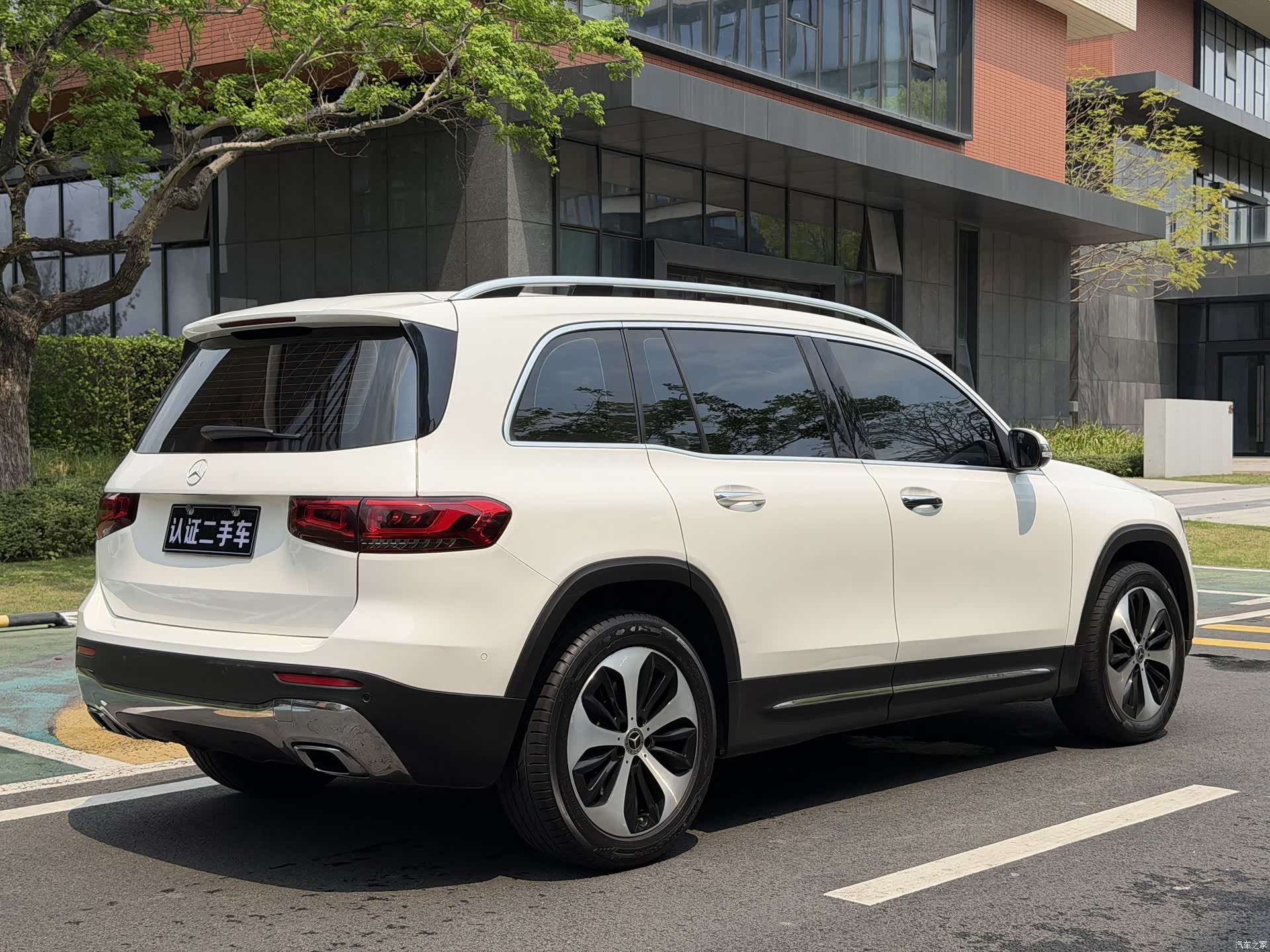 Mercedes-Benz GLB, 2021 14