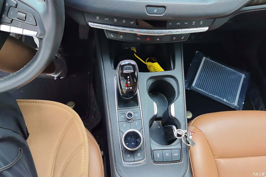Cadillac XT4, 2022 16