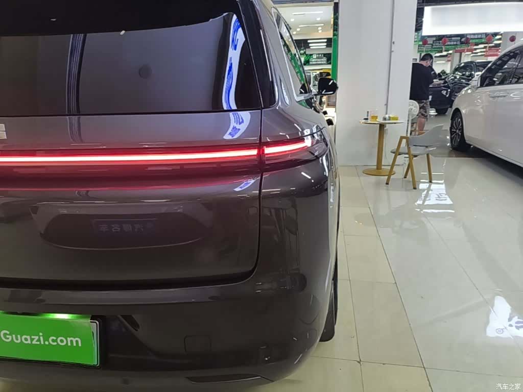 Li Auto L8, 2023 8