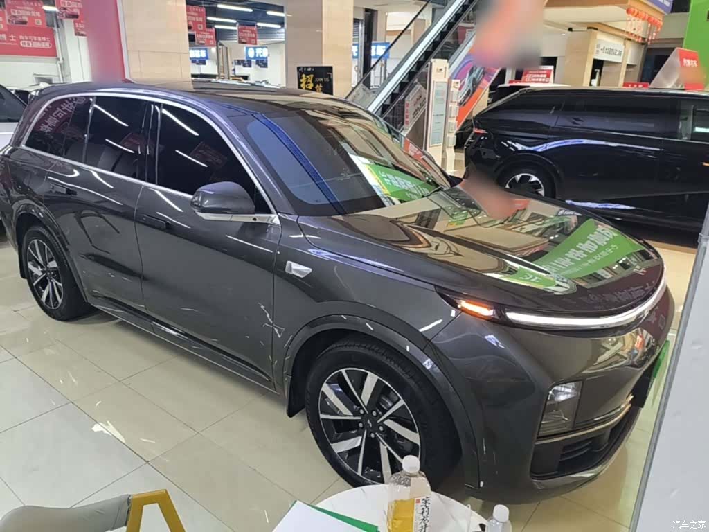 Li Auto L8, 2023 4