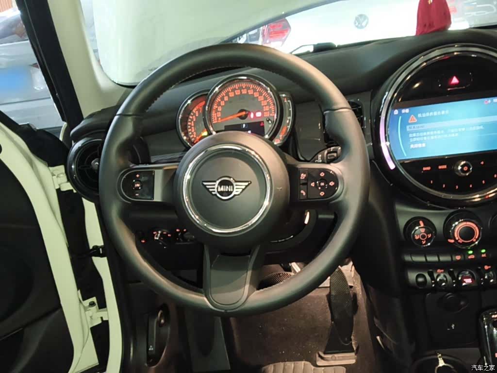 Mini ONE, 2021 11