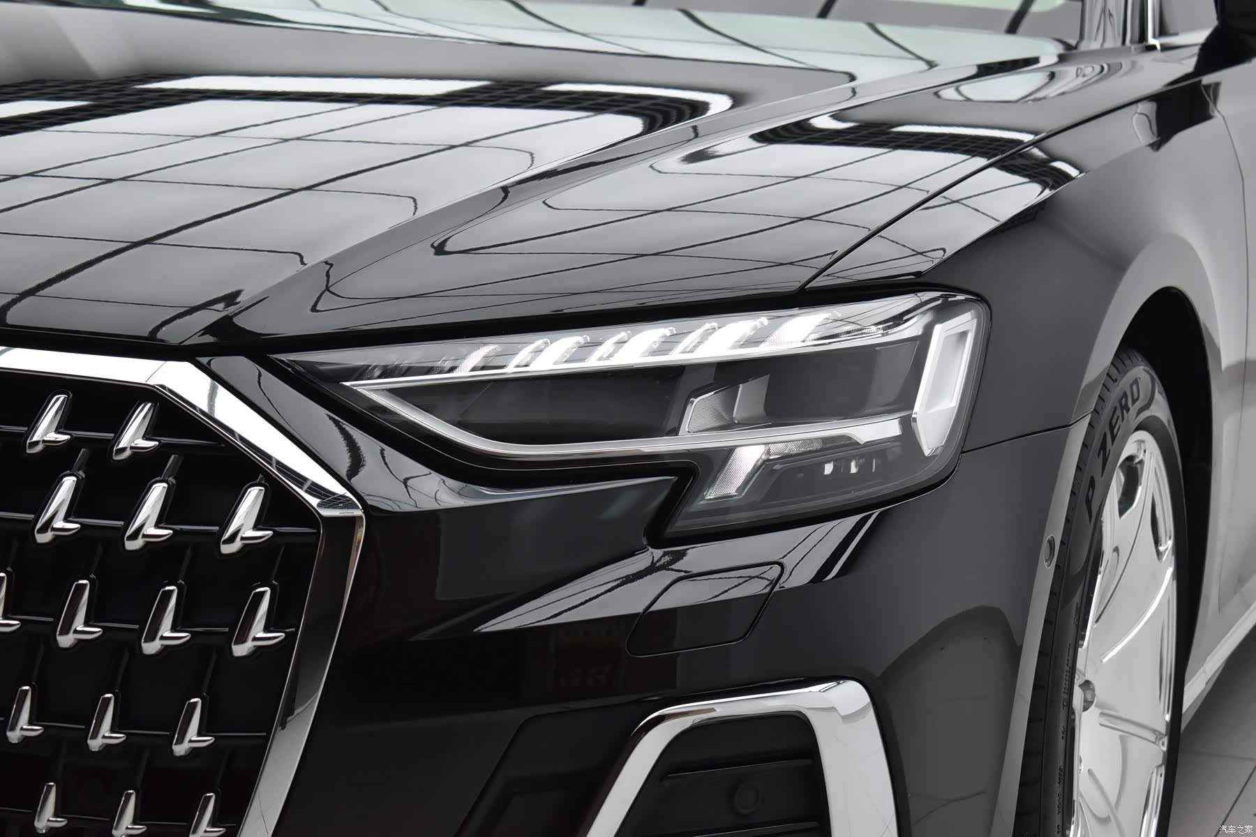Audi A8L, 2024 4