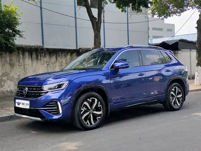 Volkswagen Tayron GTE 2023 — купить из Китая под заказ