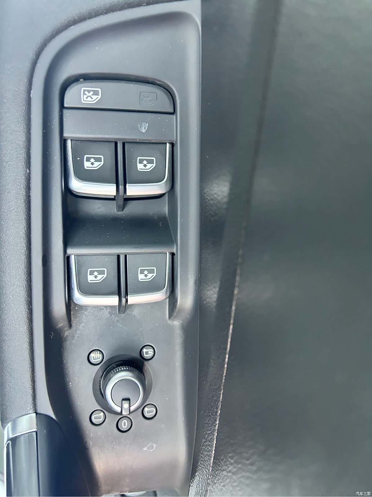 Audi Q2L, 2022 9