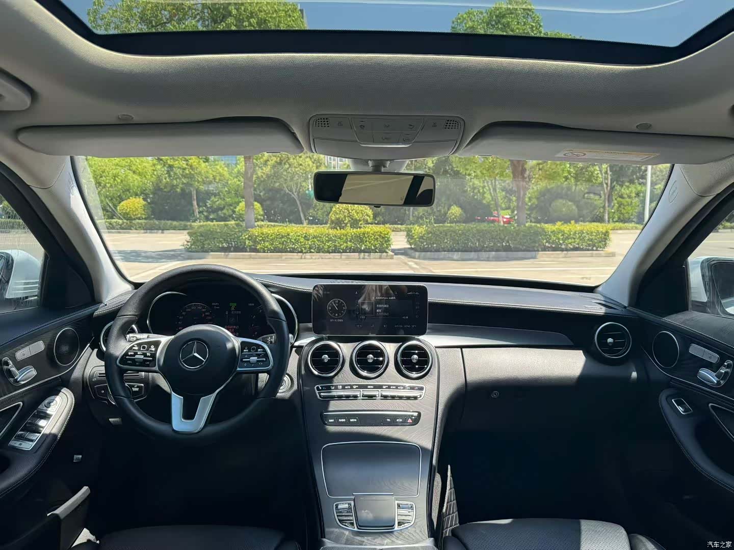 Mercedes-Benz C-Class, 2019 4