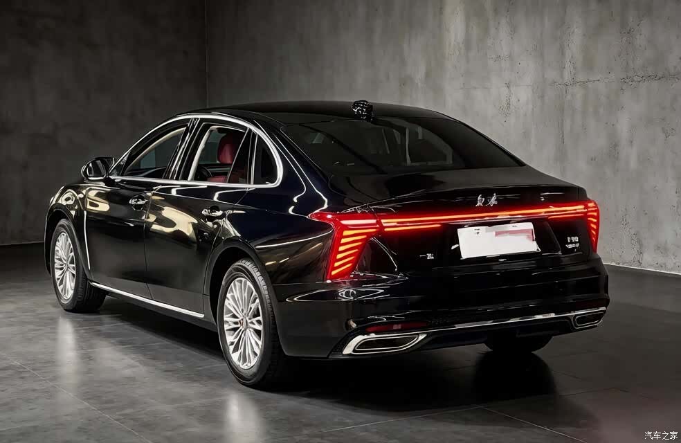 Hongqi H5, 2022 7