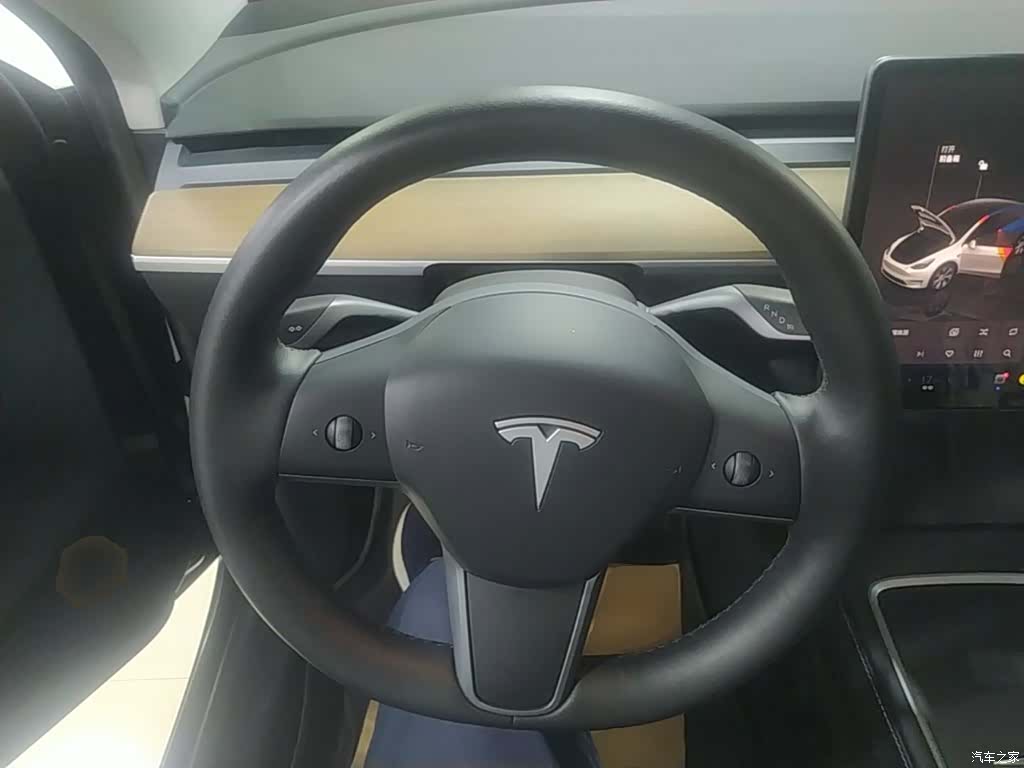 Tesla Model Y, 2022 11