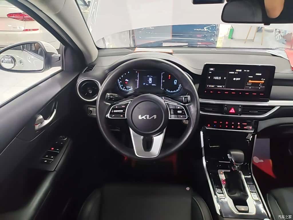 Kia K3, 2022 11