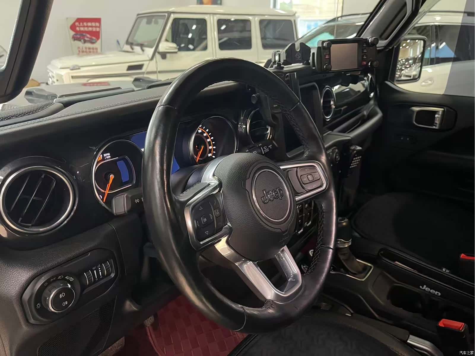 Jeep Wrangler, 2021 8