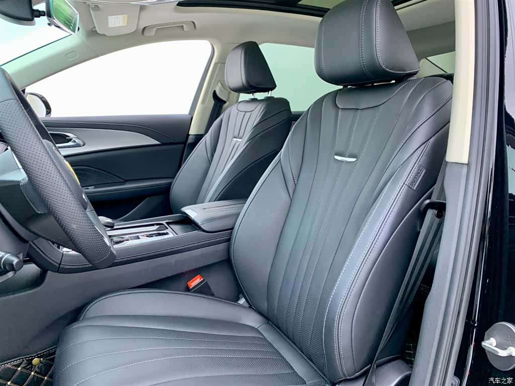 Hongqi H5, 2024 11