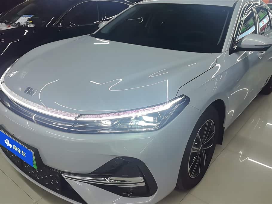 Geely Galaxy A7 EM