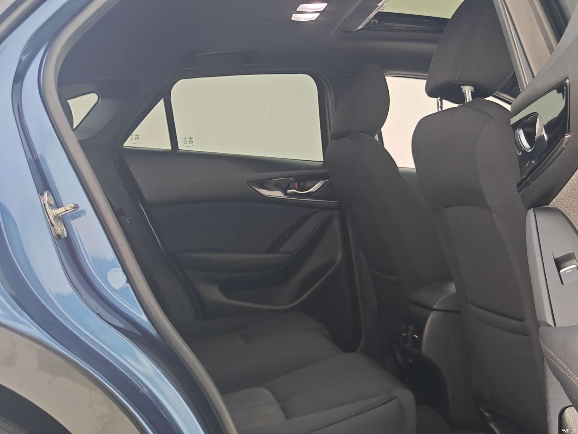 Mazda CX-4, 2022 15