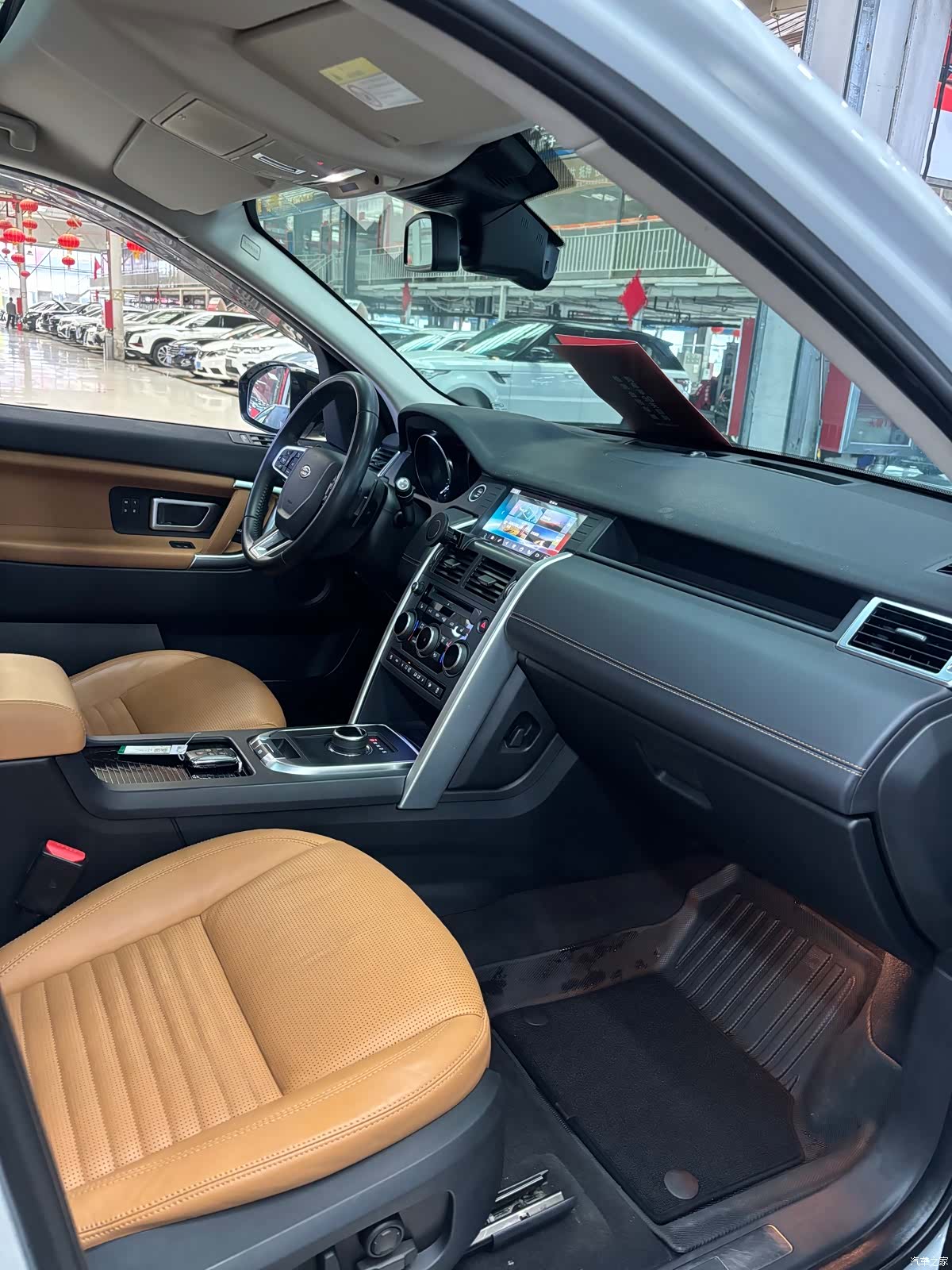 Land Rover Discovery, 2018 все фото