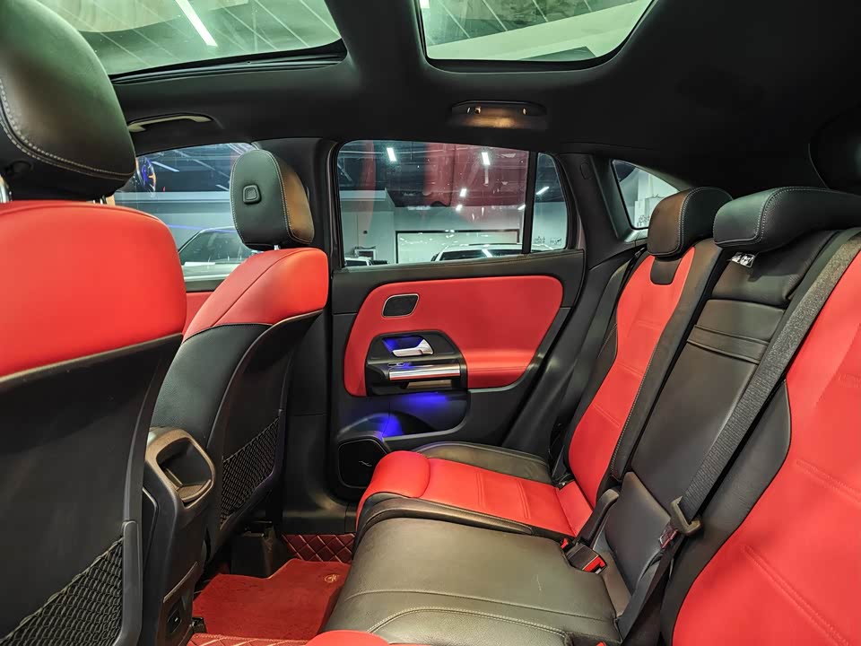 Mercedes-Benz GLA AMG