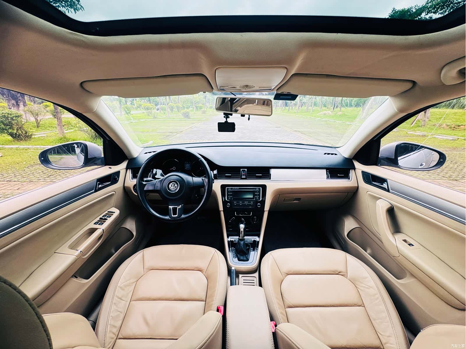 Volkswagen Bora, 2014 15
