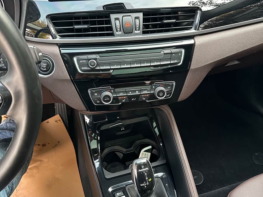 BMW X1 2022, фото 14