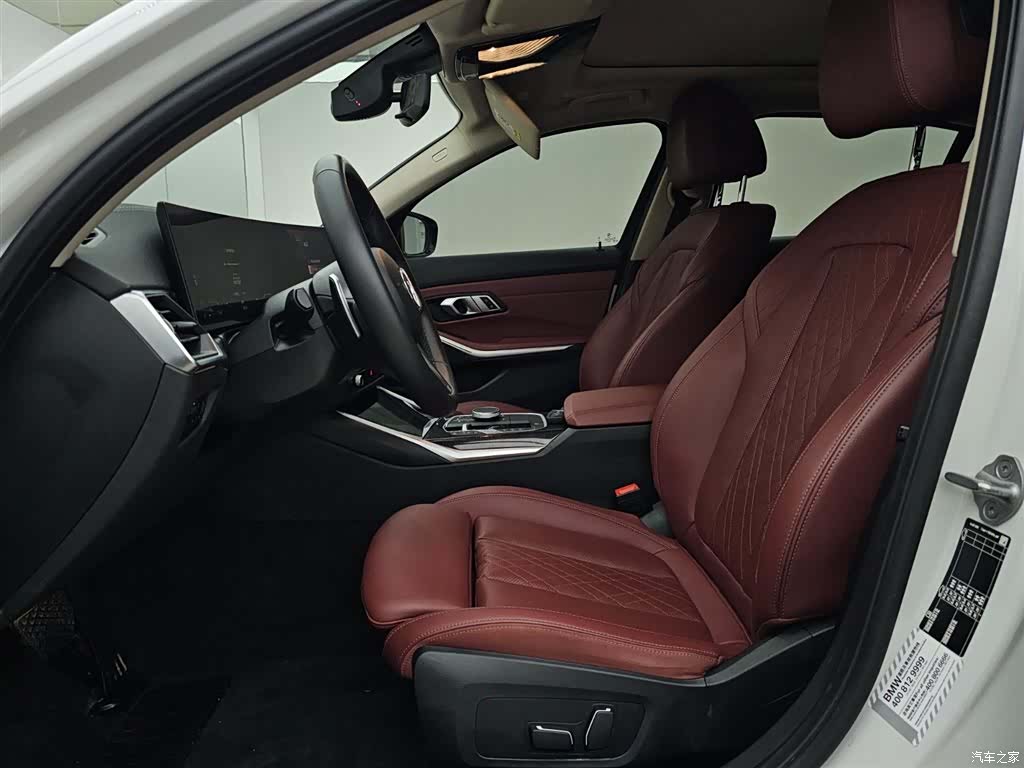 BMW 3 Series, 2024 7