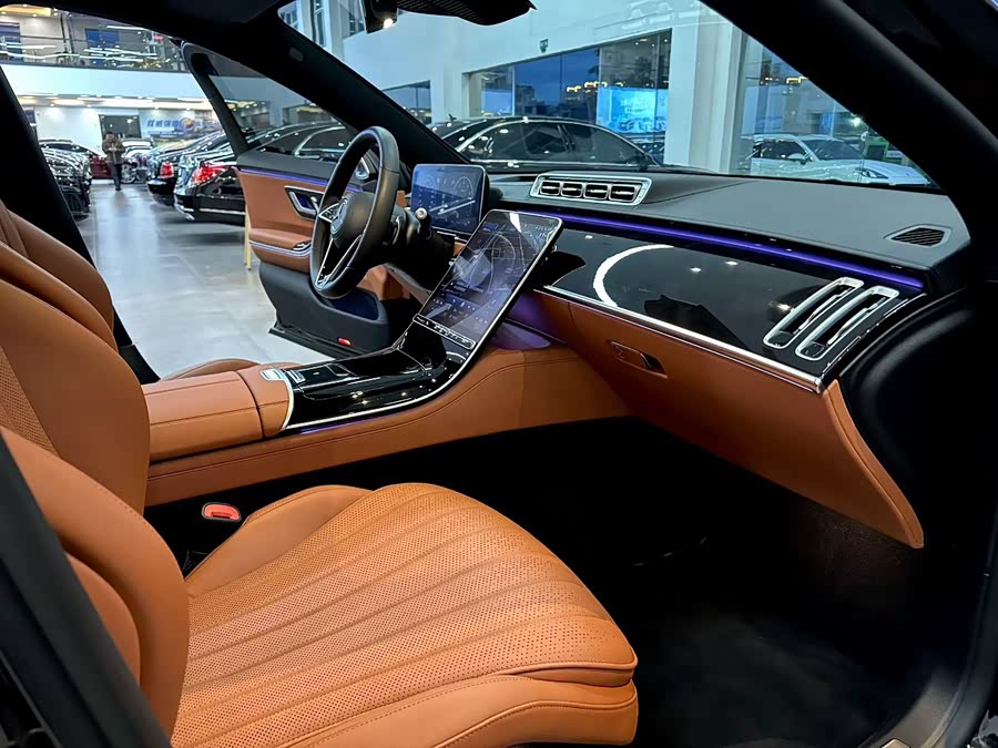 Mercedes-Benz S-Class 2024, фото 7
