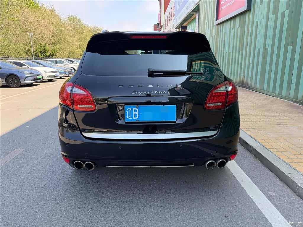 Porsche Cayenne, 2011 13
