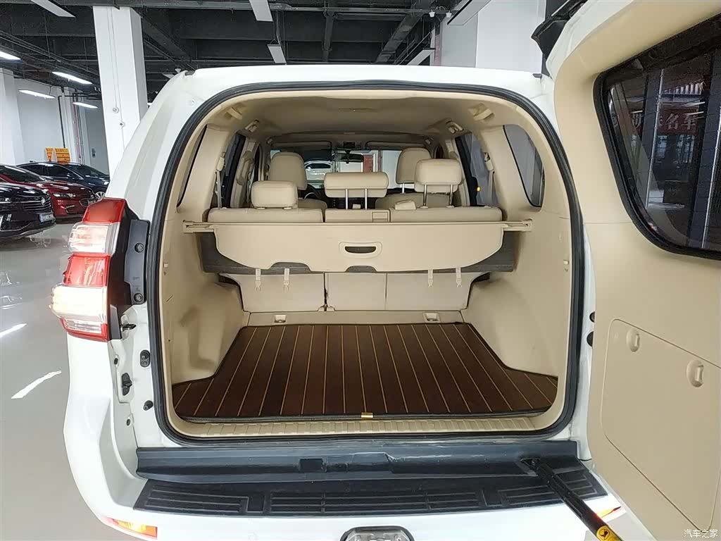 Toyota Prado, 2017 15