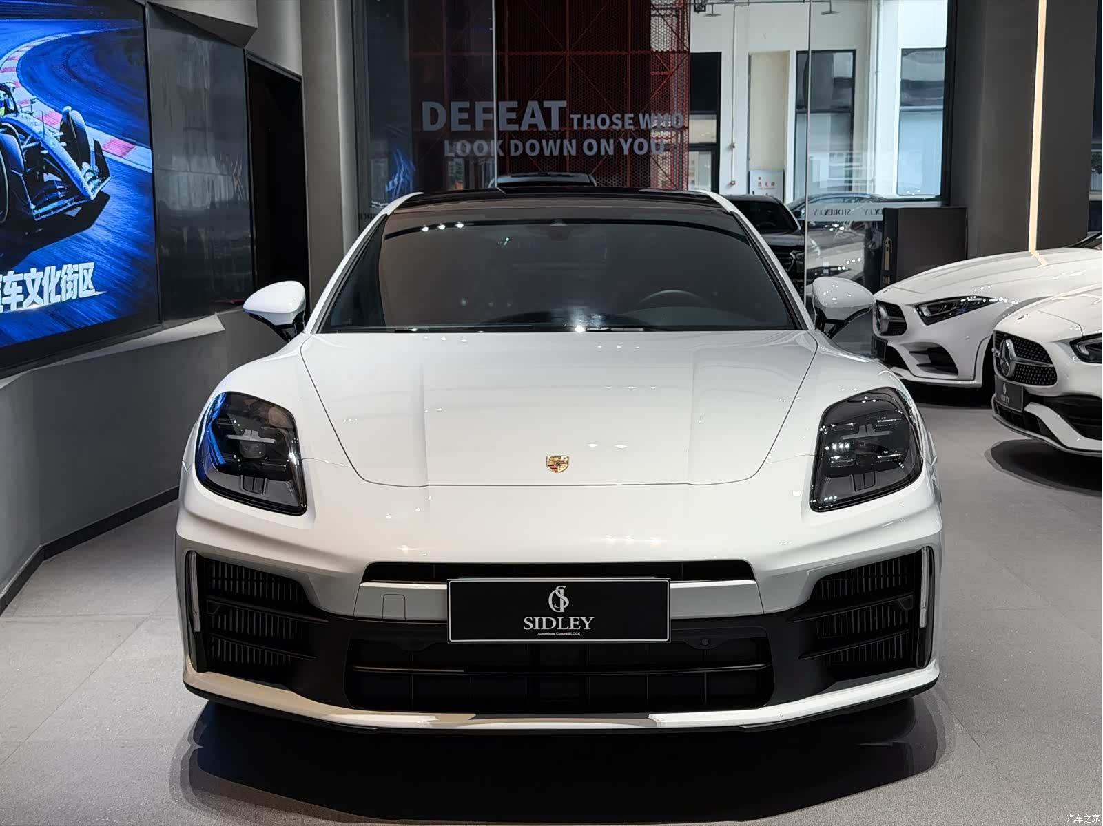 Porsche Panamera, 2024 2