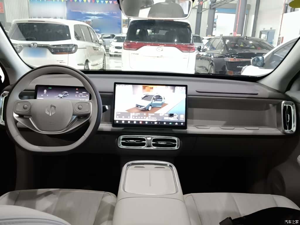 Leapmotor B10, 2025 10