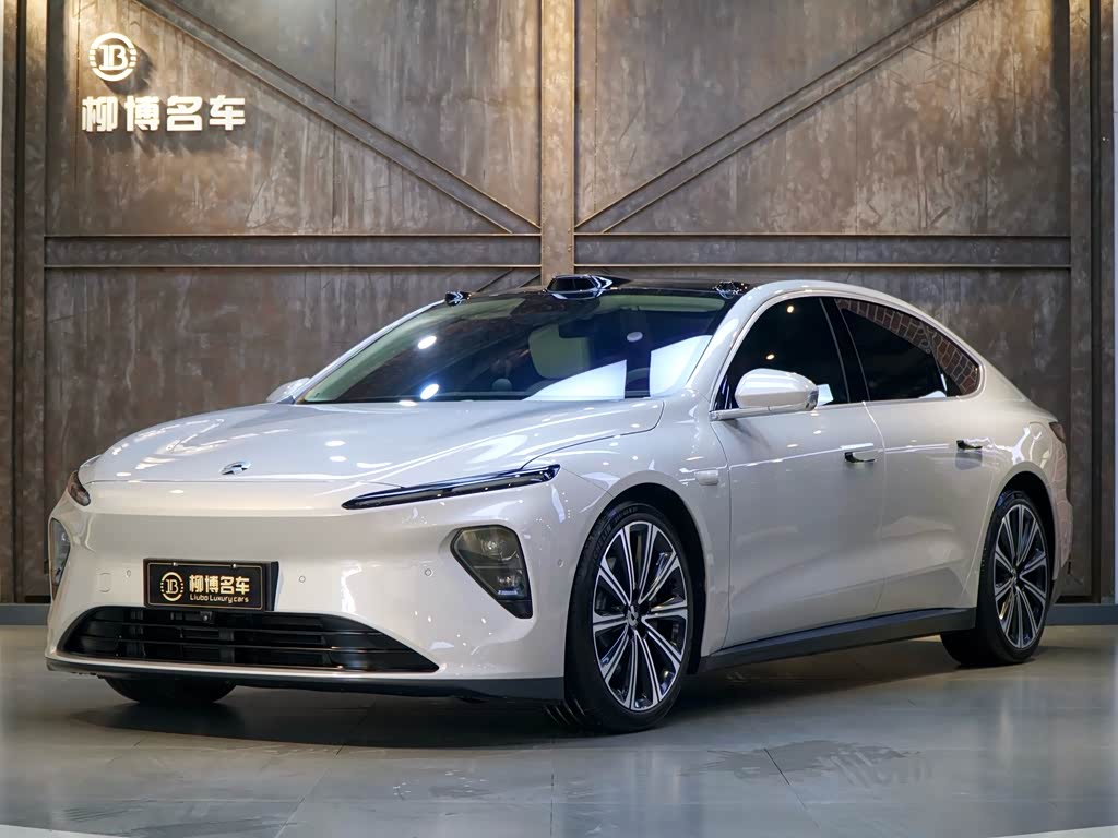 NIO ET7