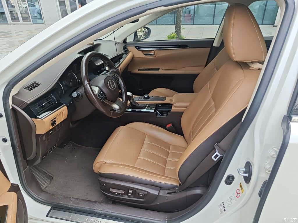 Lexus ES, 2017 6