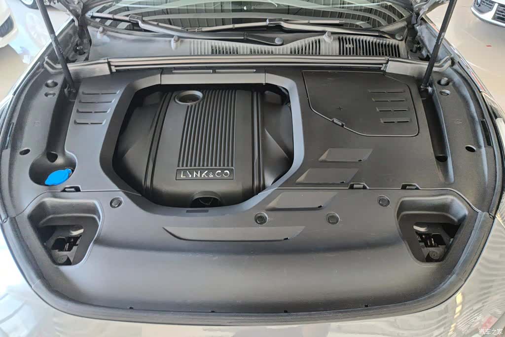 Lynk & Co 01, 2018 10