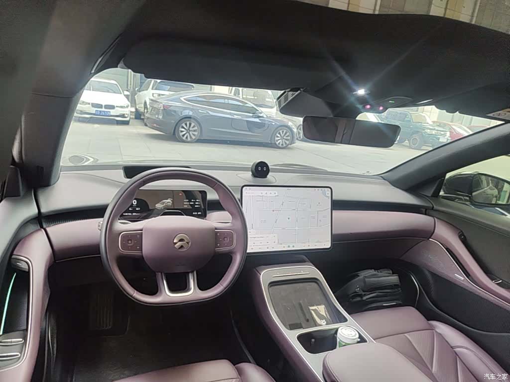 NIO ET5, 2025 10