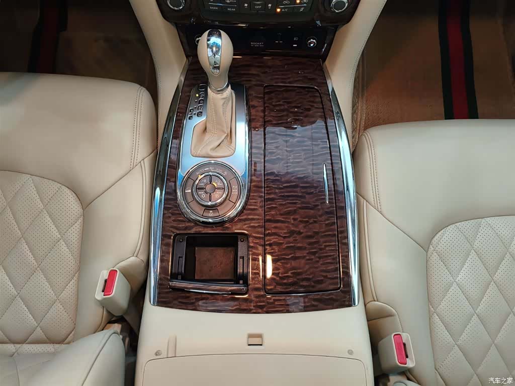 Nissan Patrol, 2019 11