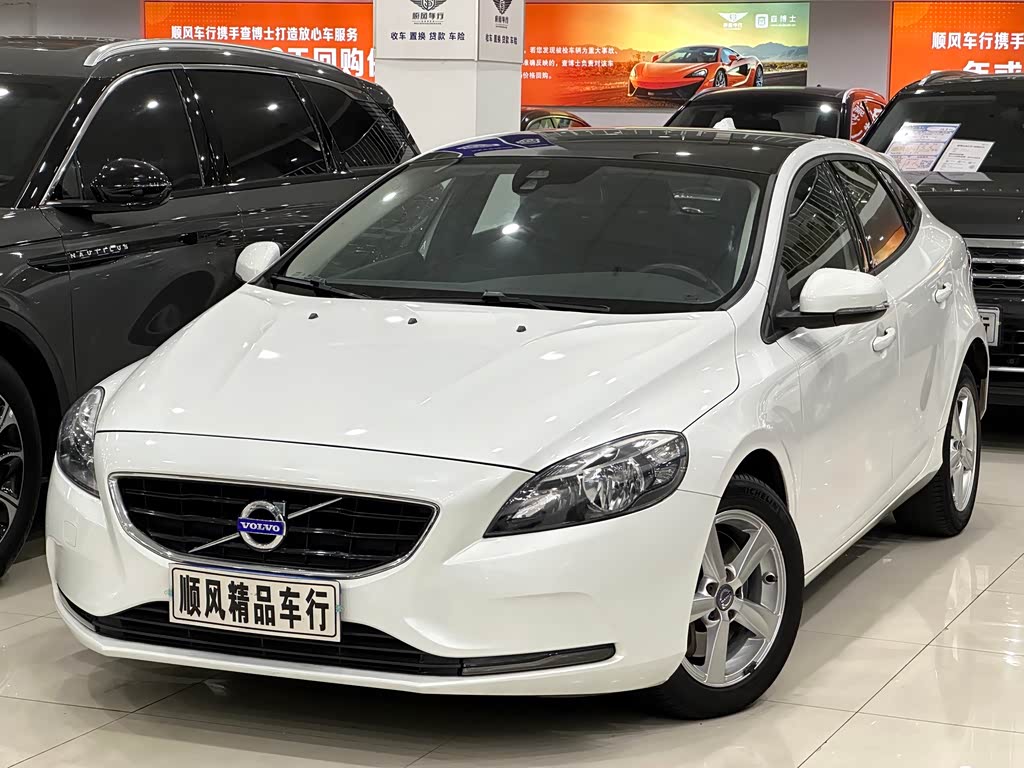 Volvo V40