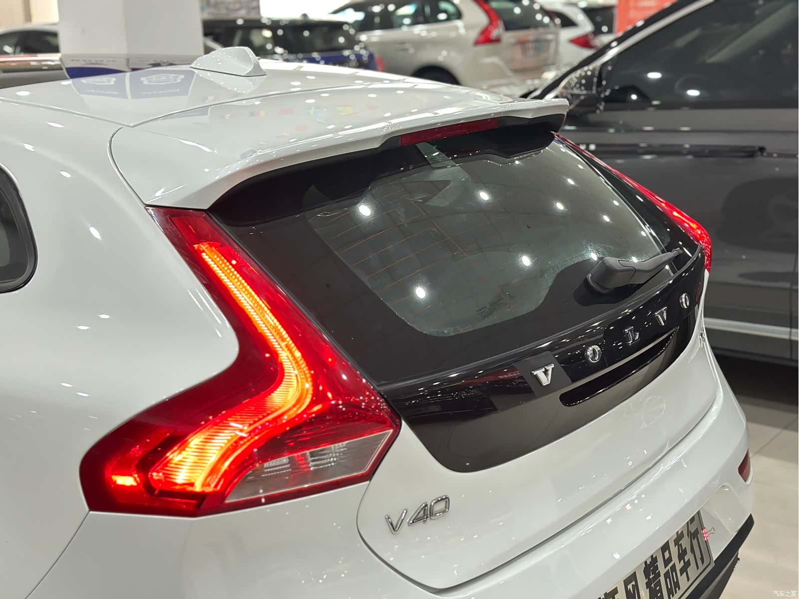 Volvo V40, 2016 19
