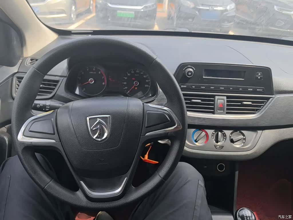 Wuling 310, 2017 10
