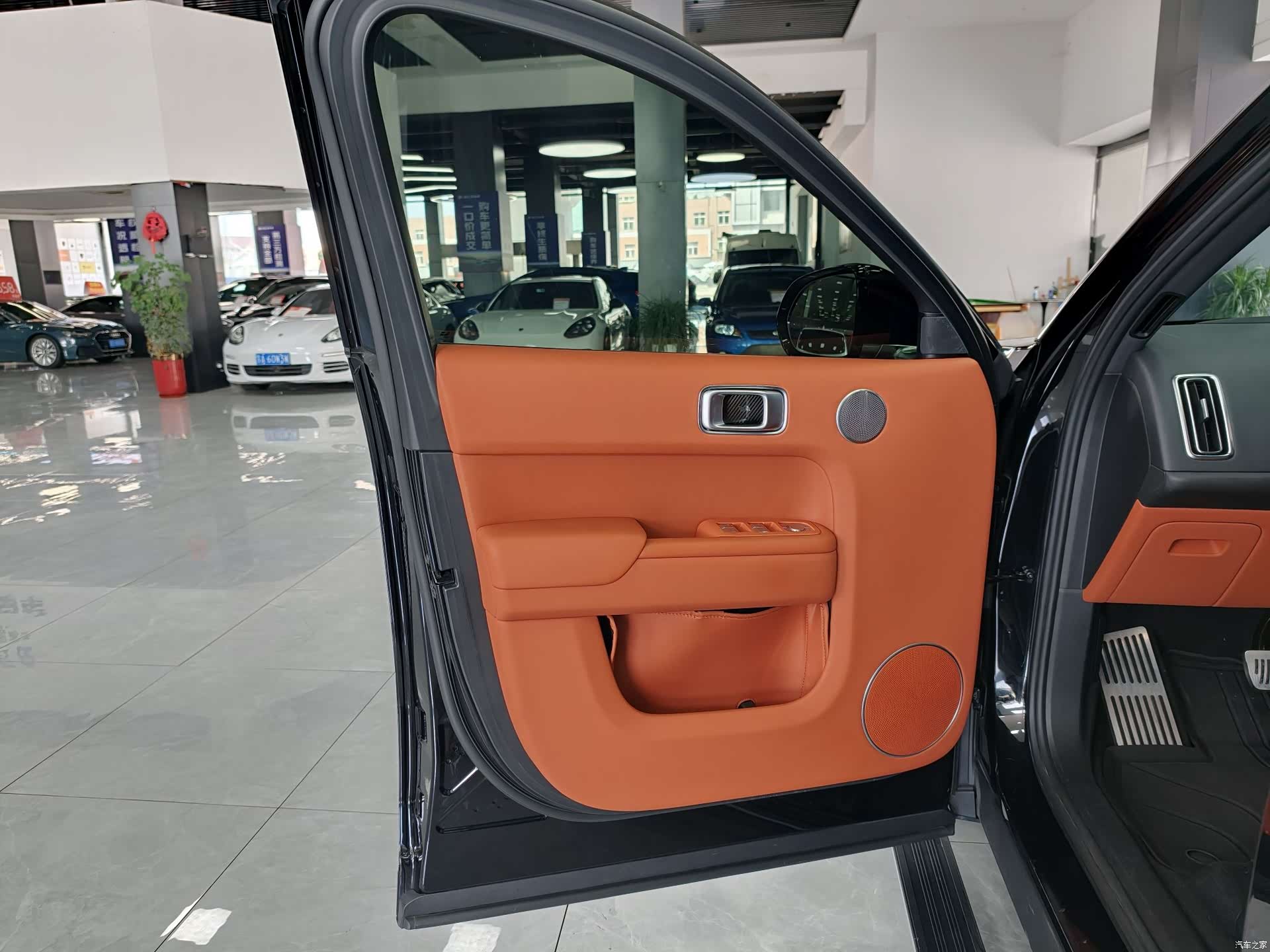 Li Auto L8, 2023 8
