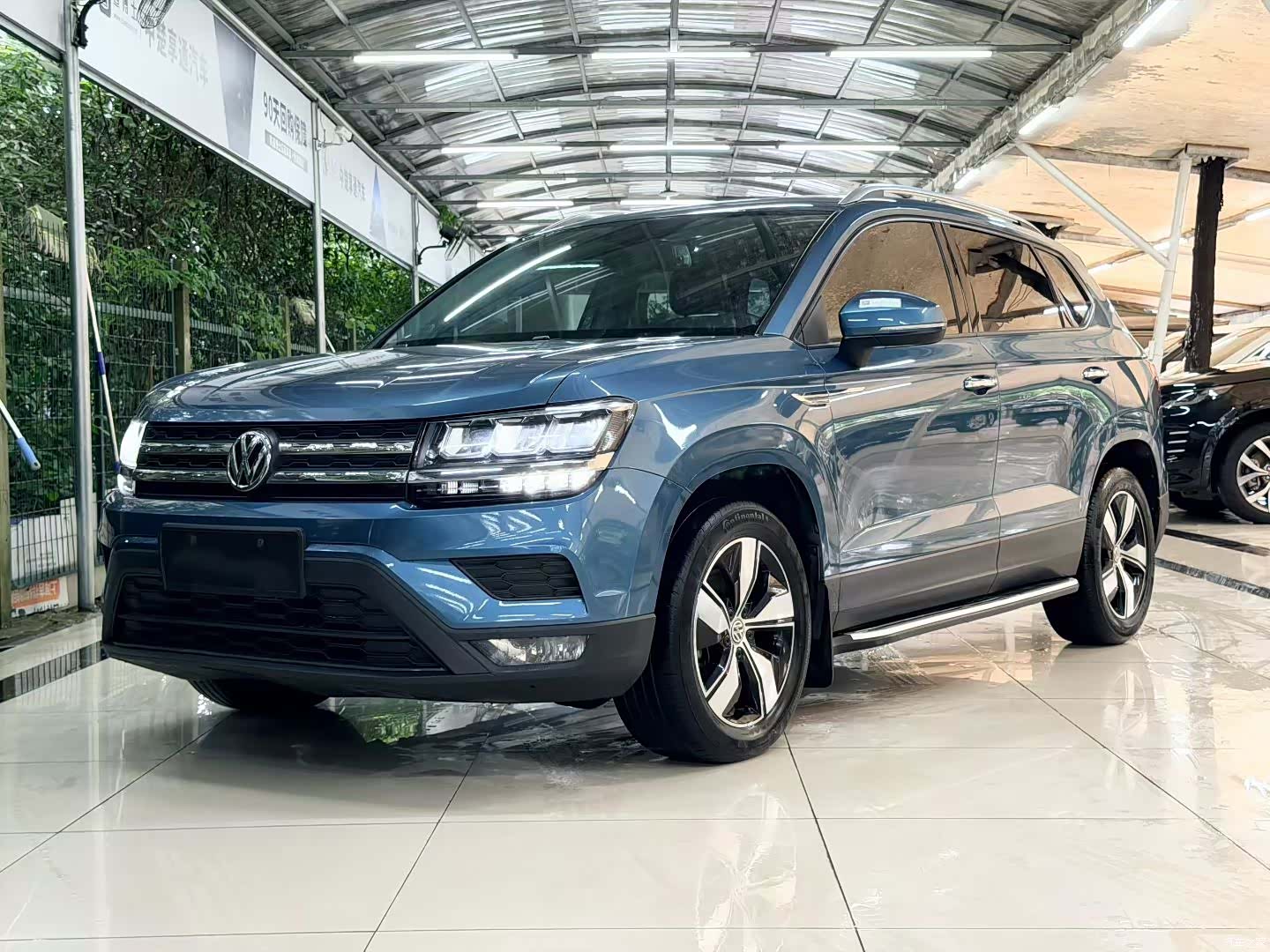 Volkswagen Tharu