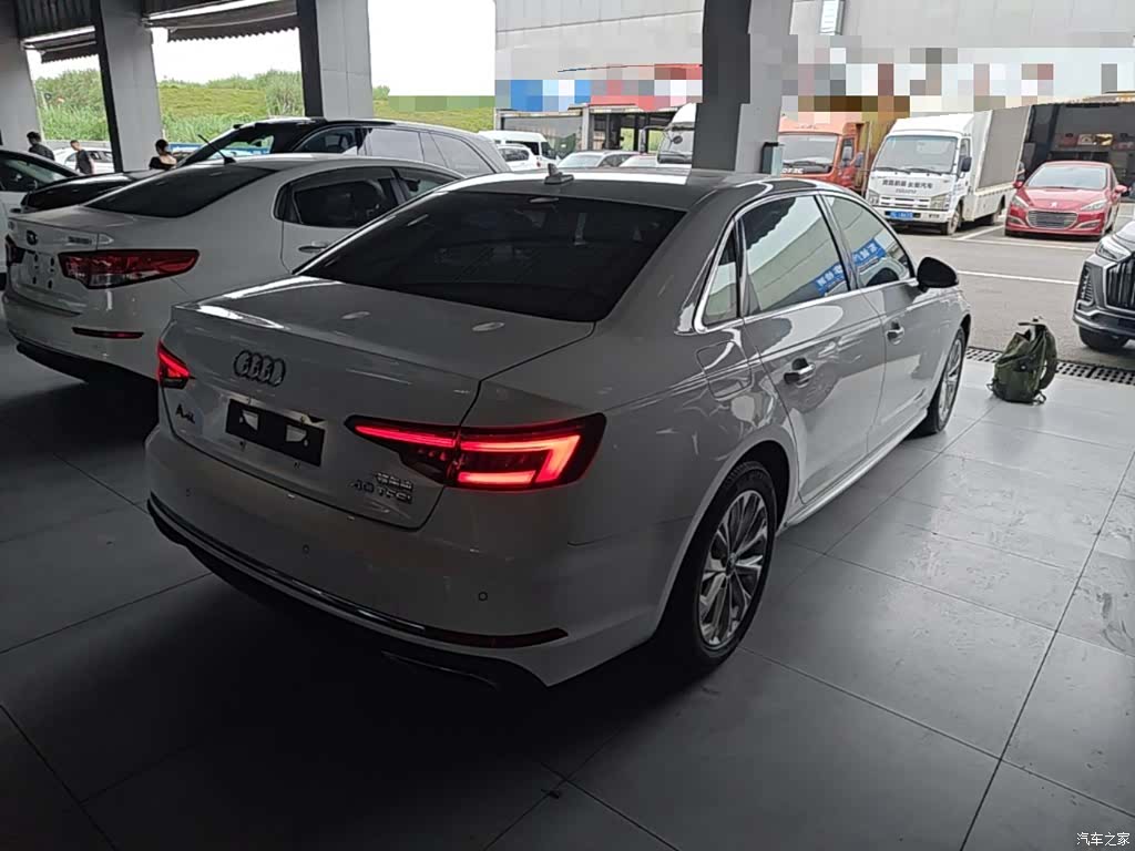 Audi A4L, 2019 7