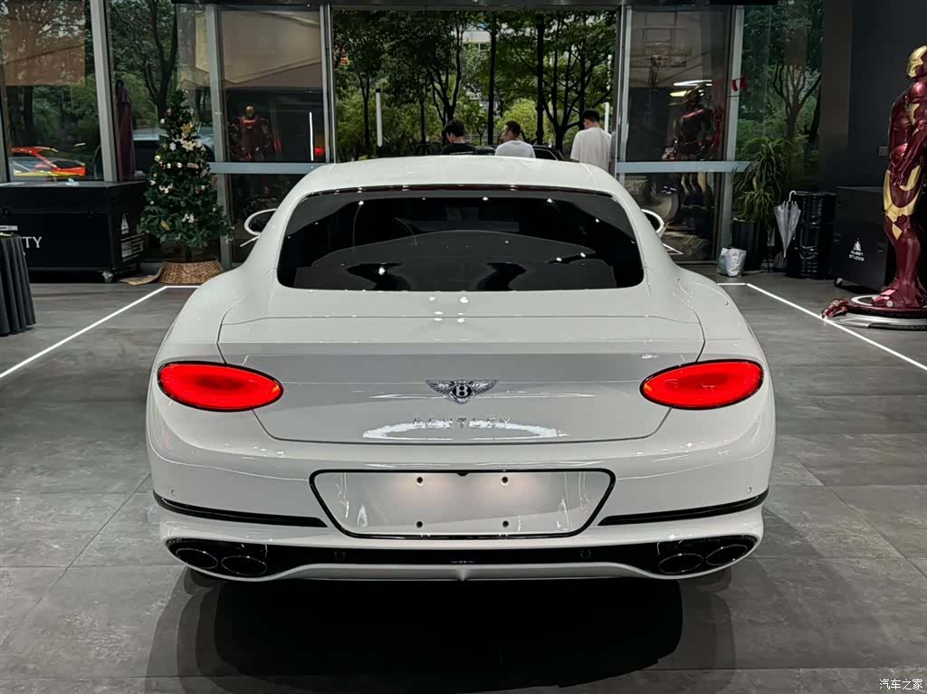 Bentley Continental GT, 2022 15