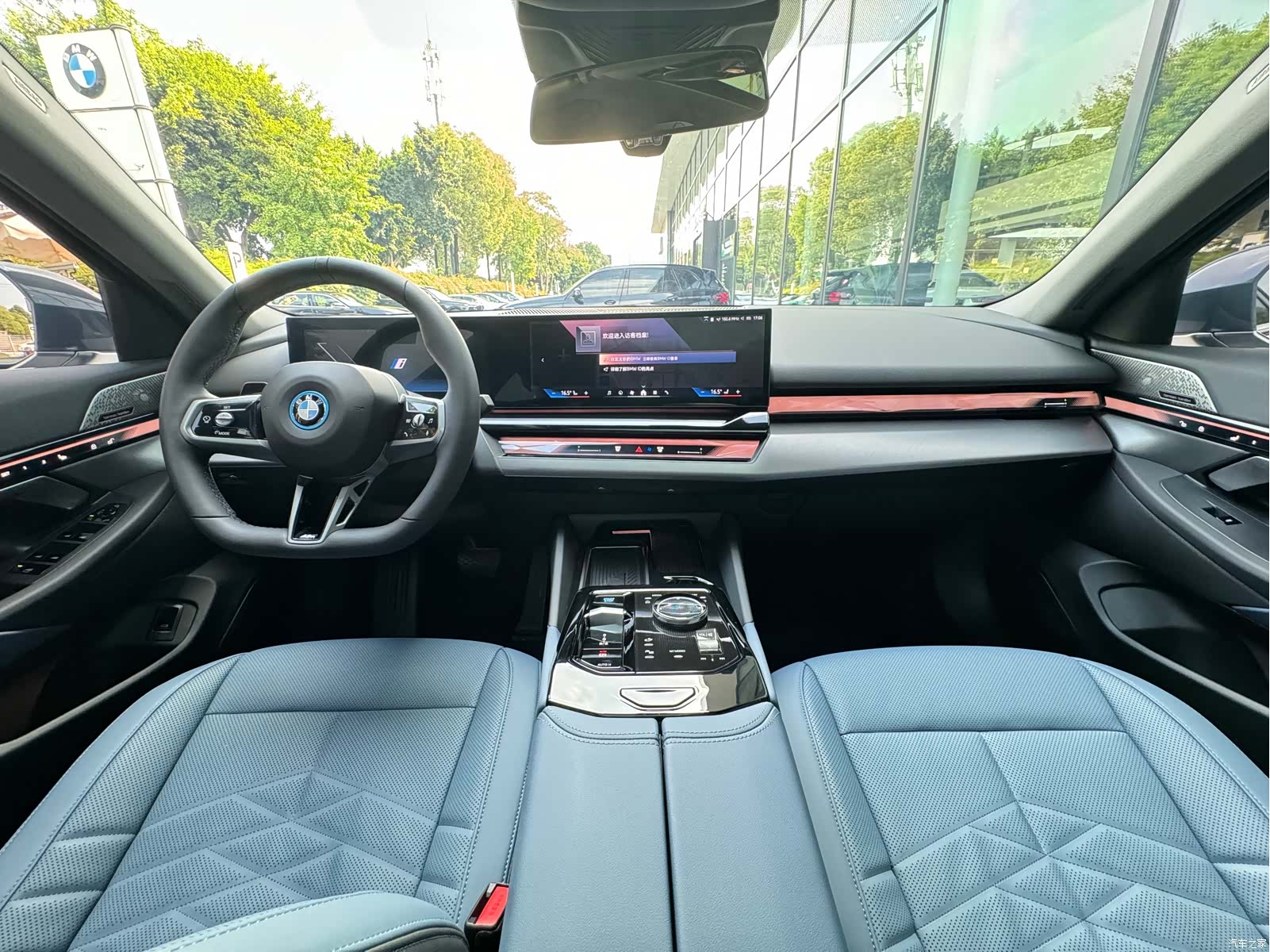 BMW i5, 2024 8