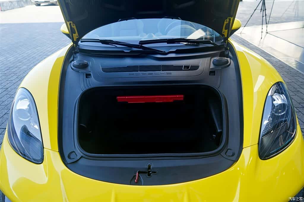 Porsche Boxster, 2024 31